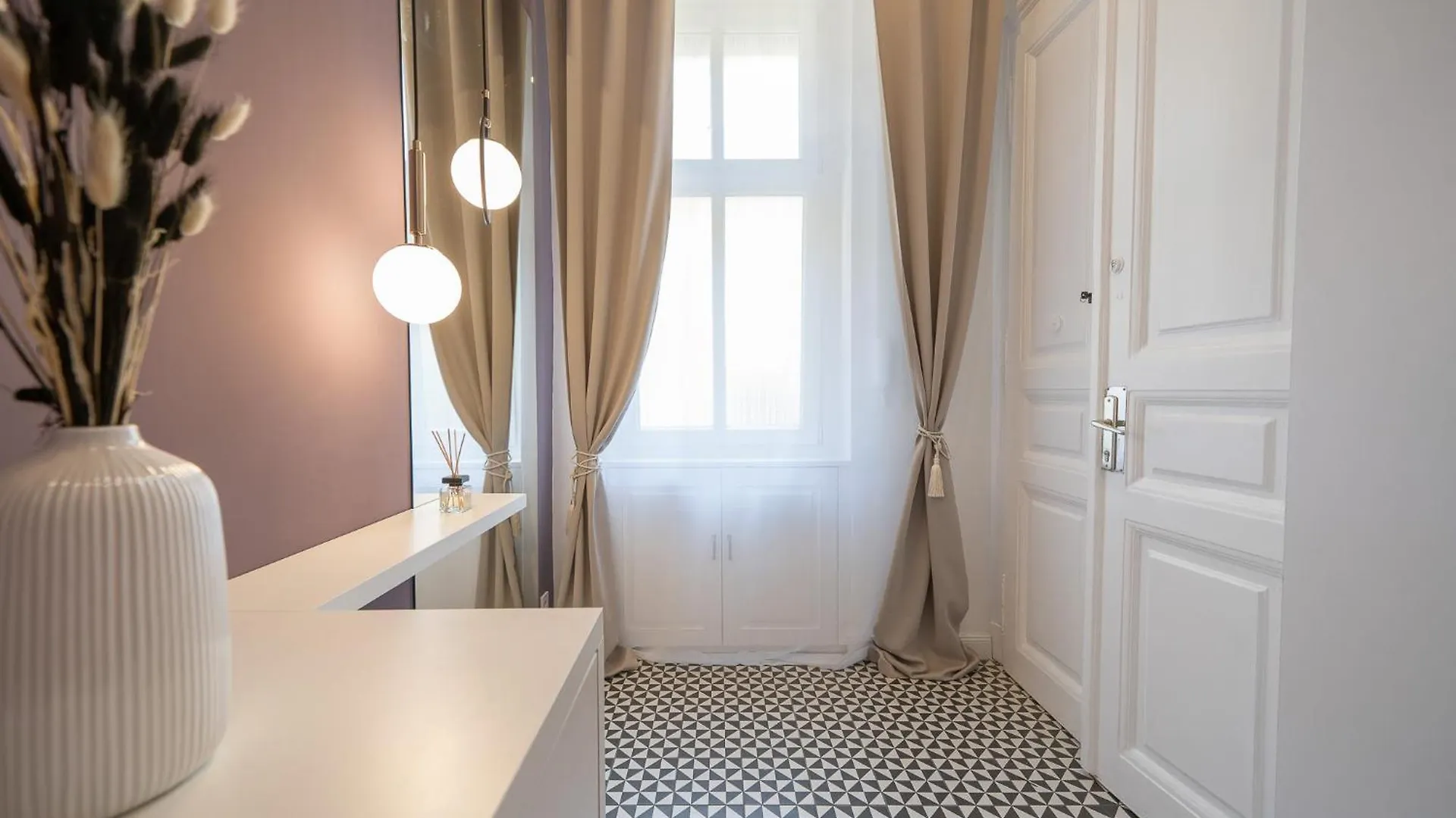 A27- Boutique Apartments, Best Location By Bqa 布达佩斯 0*,