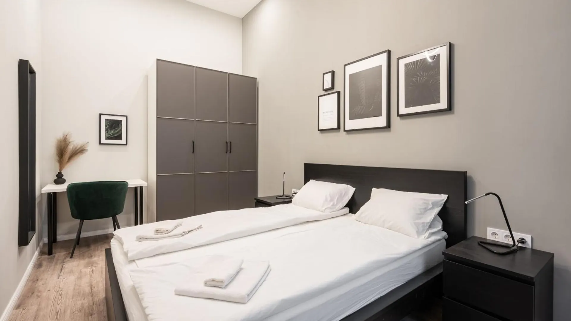 A27- Boutique Apartments, Best Location By Bqa Budapest Lägenhet